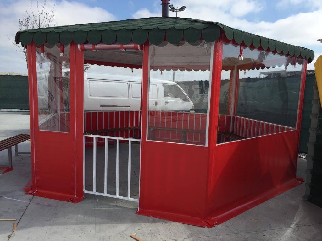 Seffaf kamelya brandasi kirmizi renk